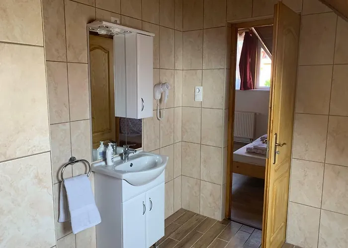 Hotell Aranyszarvas-goldener Hirsch 3*